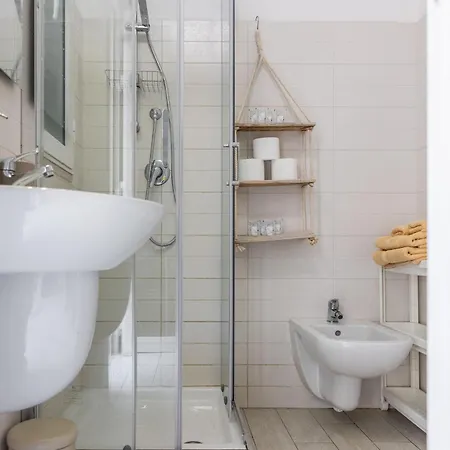 House Mandarino شقة باري